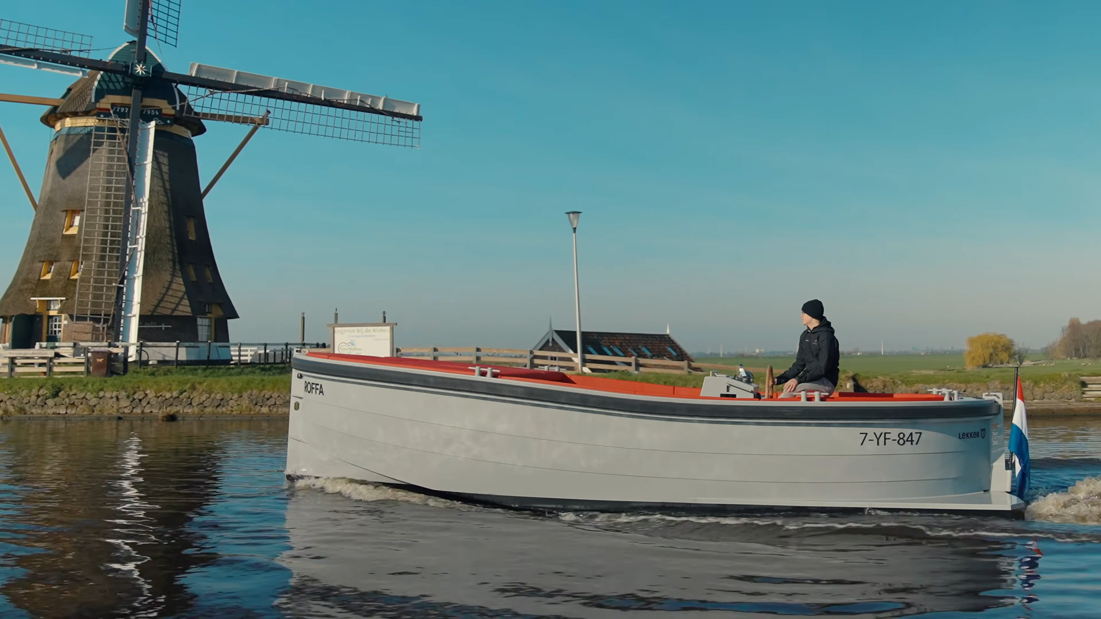 What Are Dutch Boats Called? –